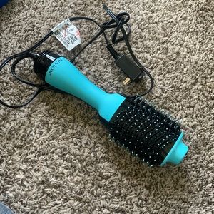 Revlon volumizing/drying/straightening brush
